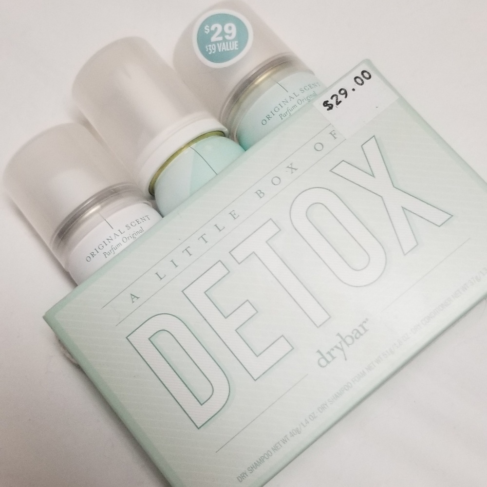 BNIB "A little box of detox" Drybar